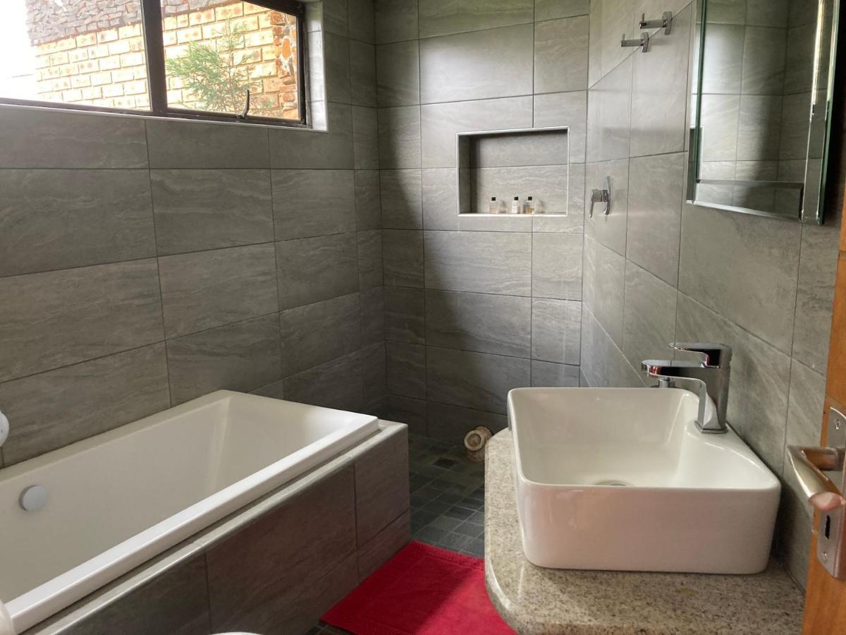 The Vaal Guesthouse Oranjeville Екстериор снимка