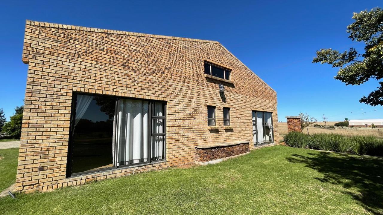 The Vaal Guesthouse Oranjeville Екстериор снимка